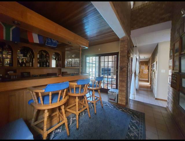5 BEDROOM HOUSE FOR SALE IN VANDERBIJLPARK SE 3